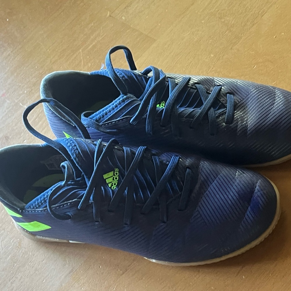 Messi indoor soccer sneakers